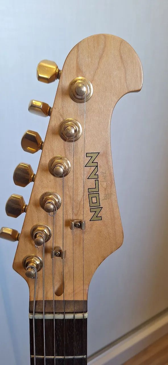 Guitarra Stratocaster Ash - Foto 3