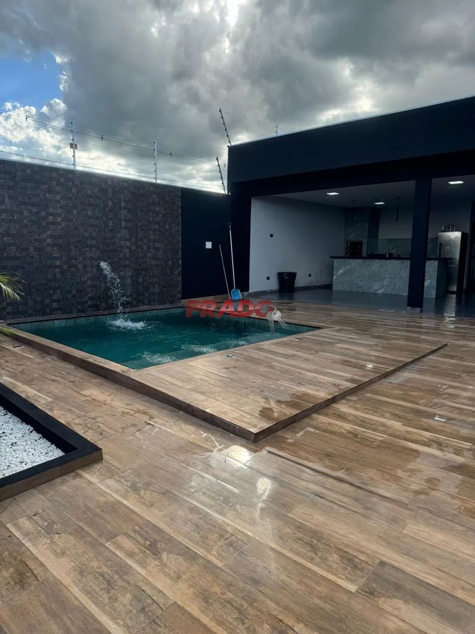 Chácara à venda em Maringá, Florais de Maringá, com 2 suítes, com 200 m² - Foto 5