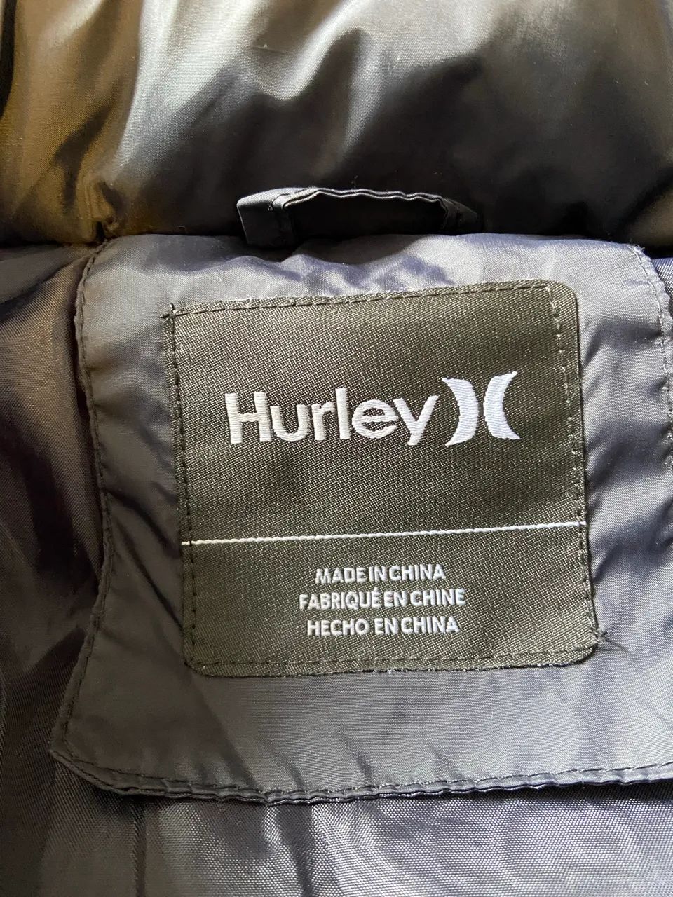 Jaqueta puffer Hurley original como NOVA - Foto 4