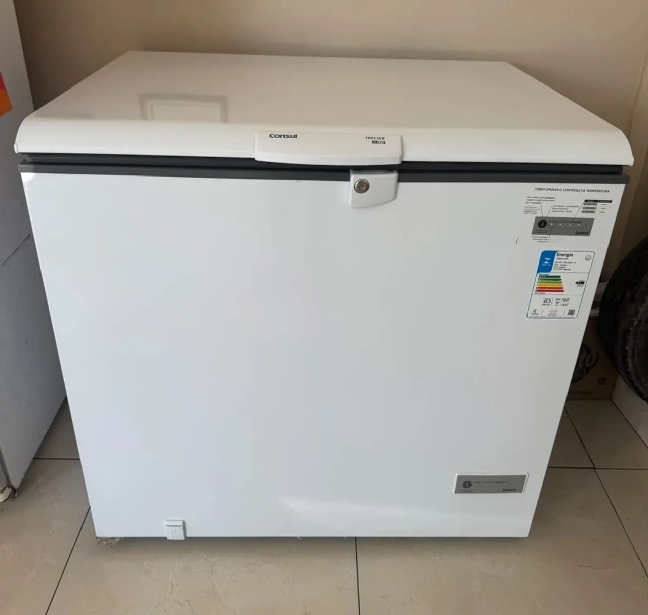 Vendo freezer consul- estado de zero 