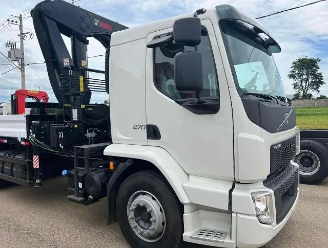 Volvo vm 270 2018 com munck 43 ton - Foto 3