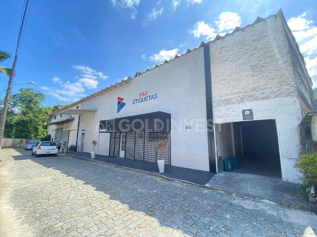 Galpão com 700m² no bairro Primeiro de Maio!!!