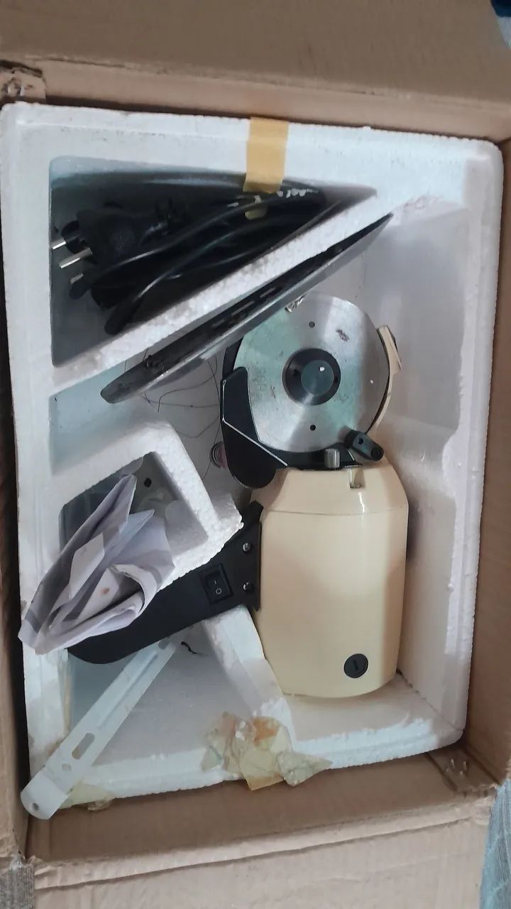 Maquina para cortar tecido  - Foto 2