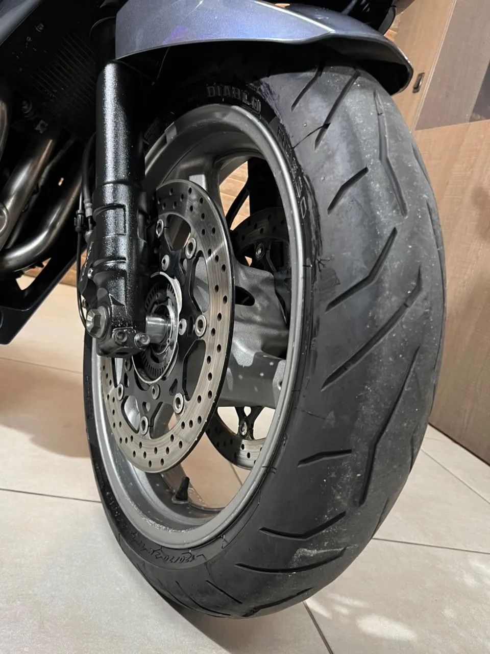 GSX 1250 F  CINZA 2015/2016 - Foto 5