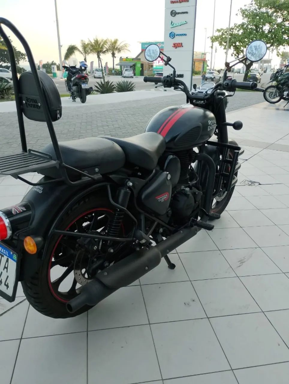 CLASSIC 350 DARK - 2025 - CLÓVIS - Foto 2