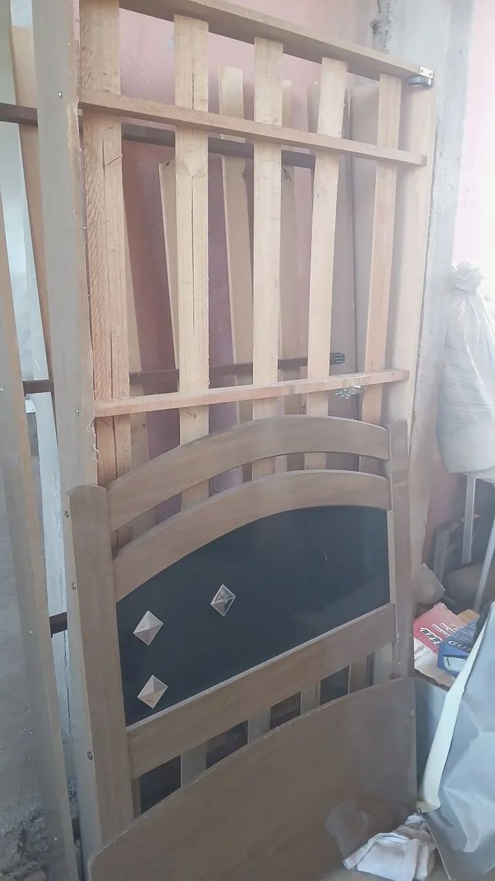 Vendo  bicama de solteiro com colchão premium d33. - Foto 2