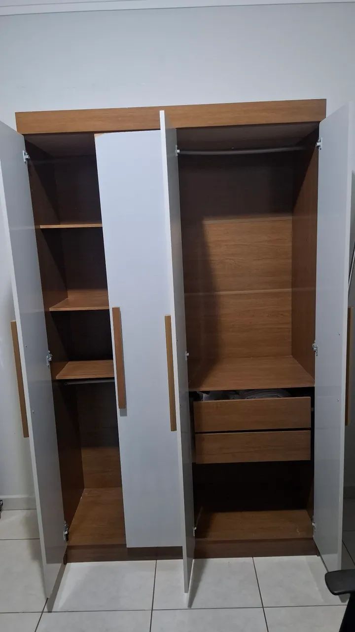 Guarda Roupa 4 portas usado - Foto 2