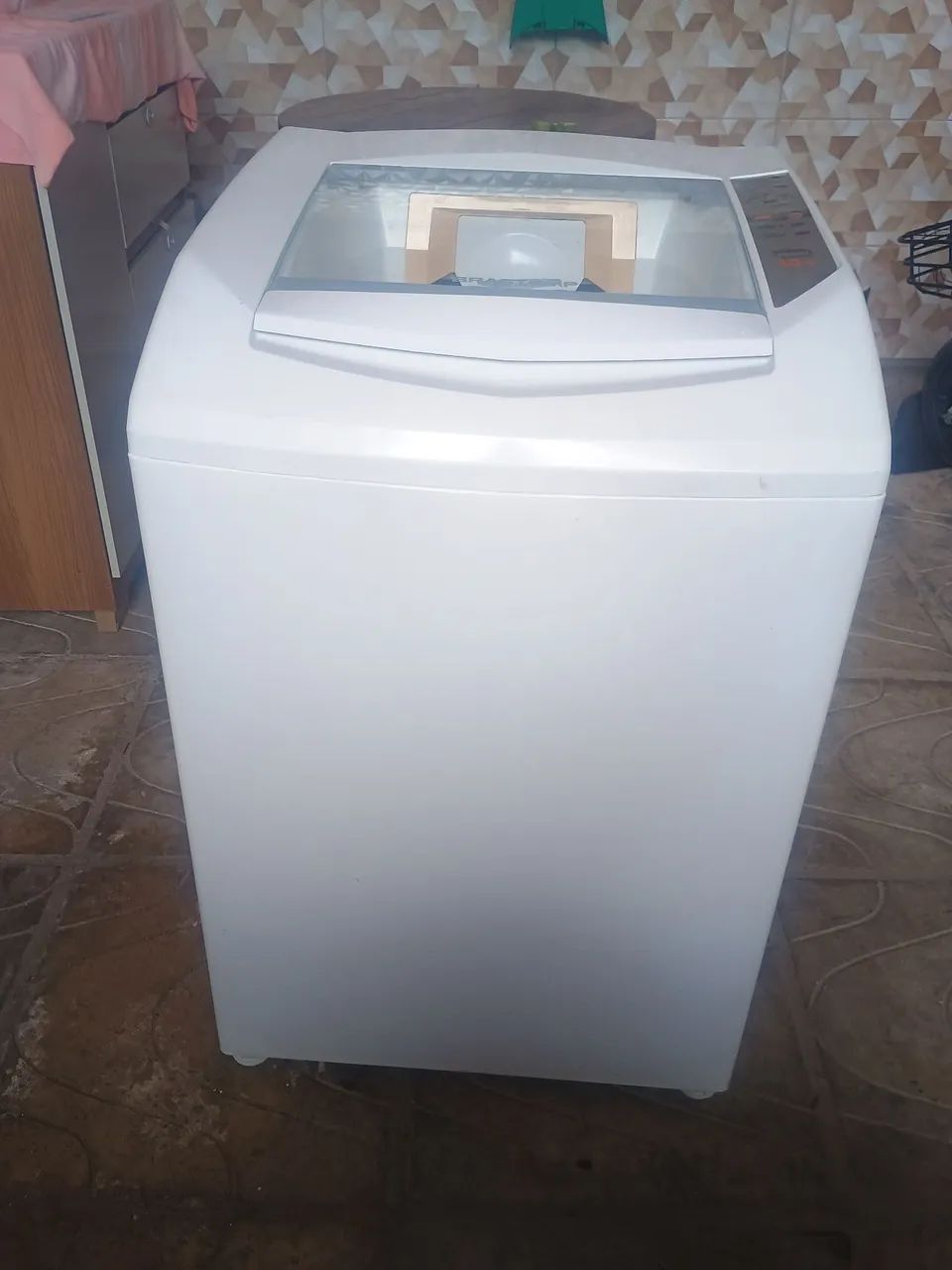Máquina de lavar roupa Brastemp funcionando perfeitamente 