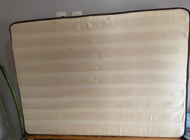 Cama de ferro e colchão molas ensacadas  - Foto 3