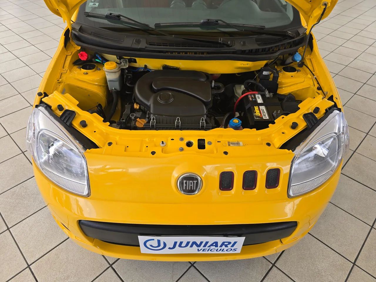 Fiat Uno Sporting 1.4 EVO Fire Flex 8V 4P 2012 - Foto 5