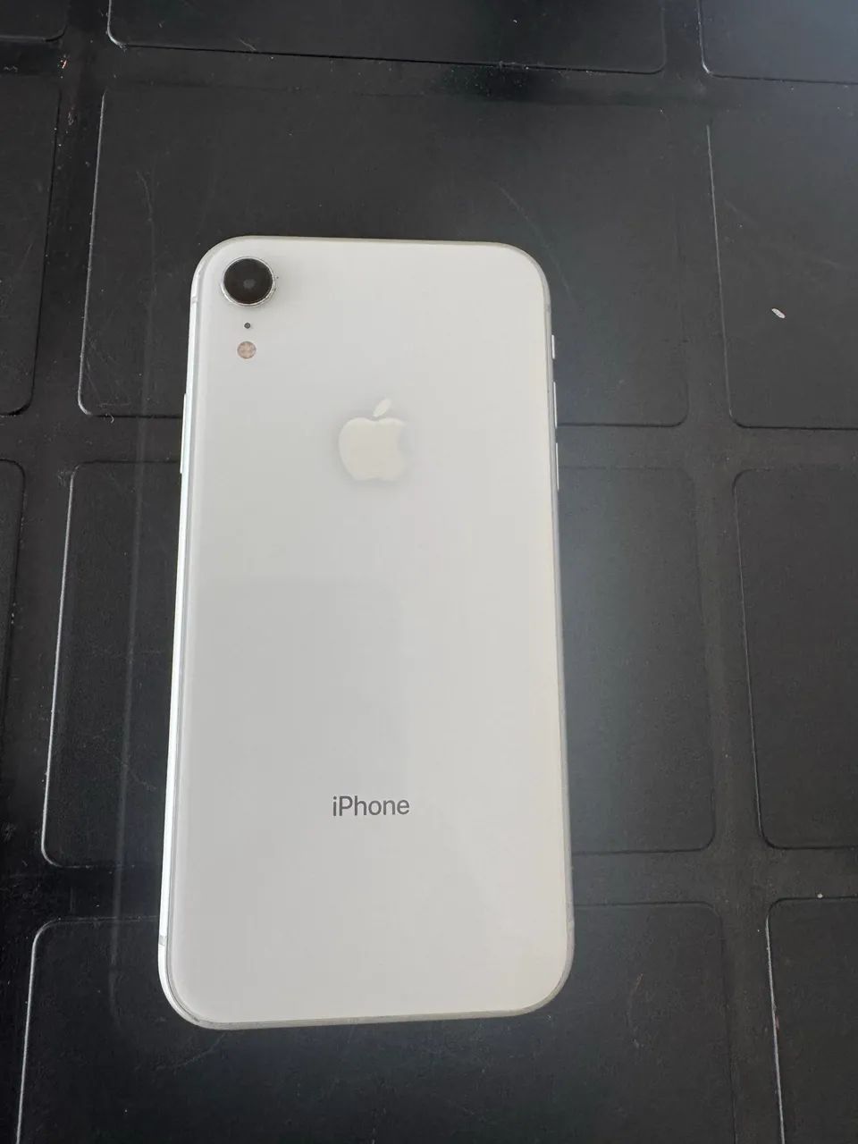 iPhone XR Branco 64MG PARA USO