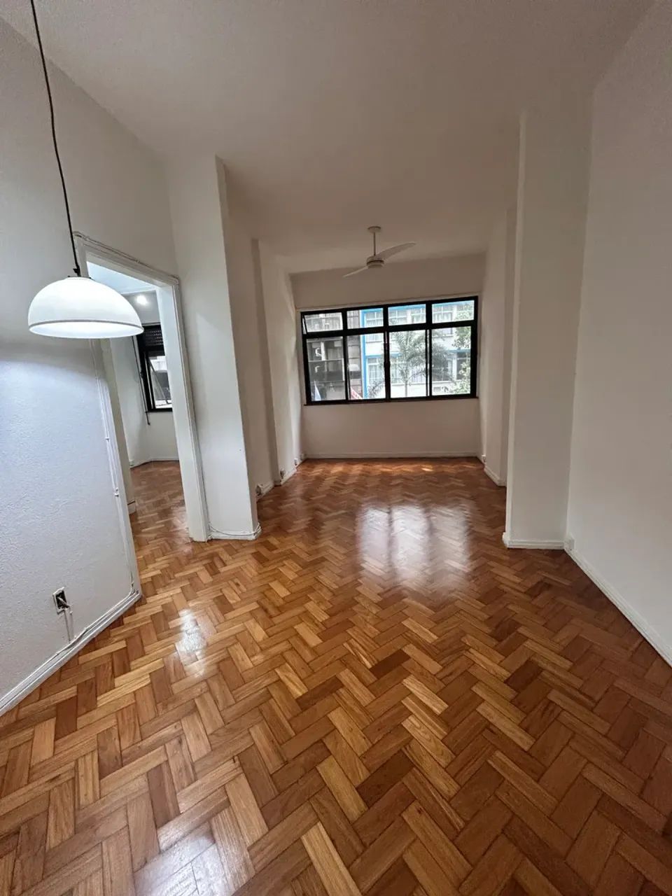 otimo quarto e sala