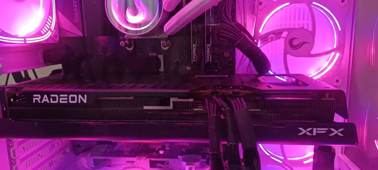 Placa de video RX 7800 XT 16 GB - Foto 4