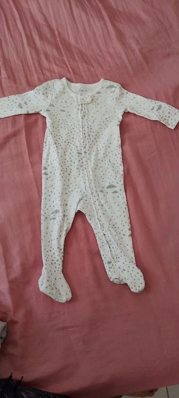 Roupa para bebê (3-6 meses)