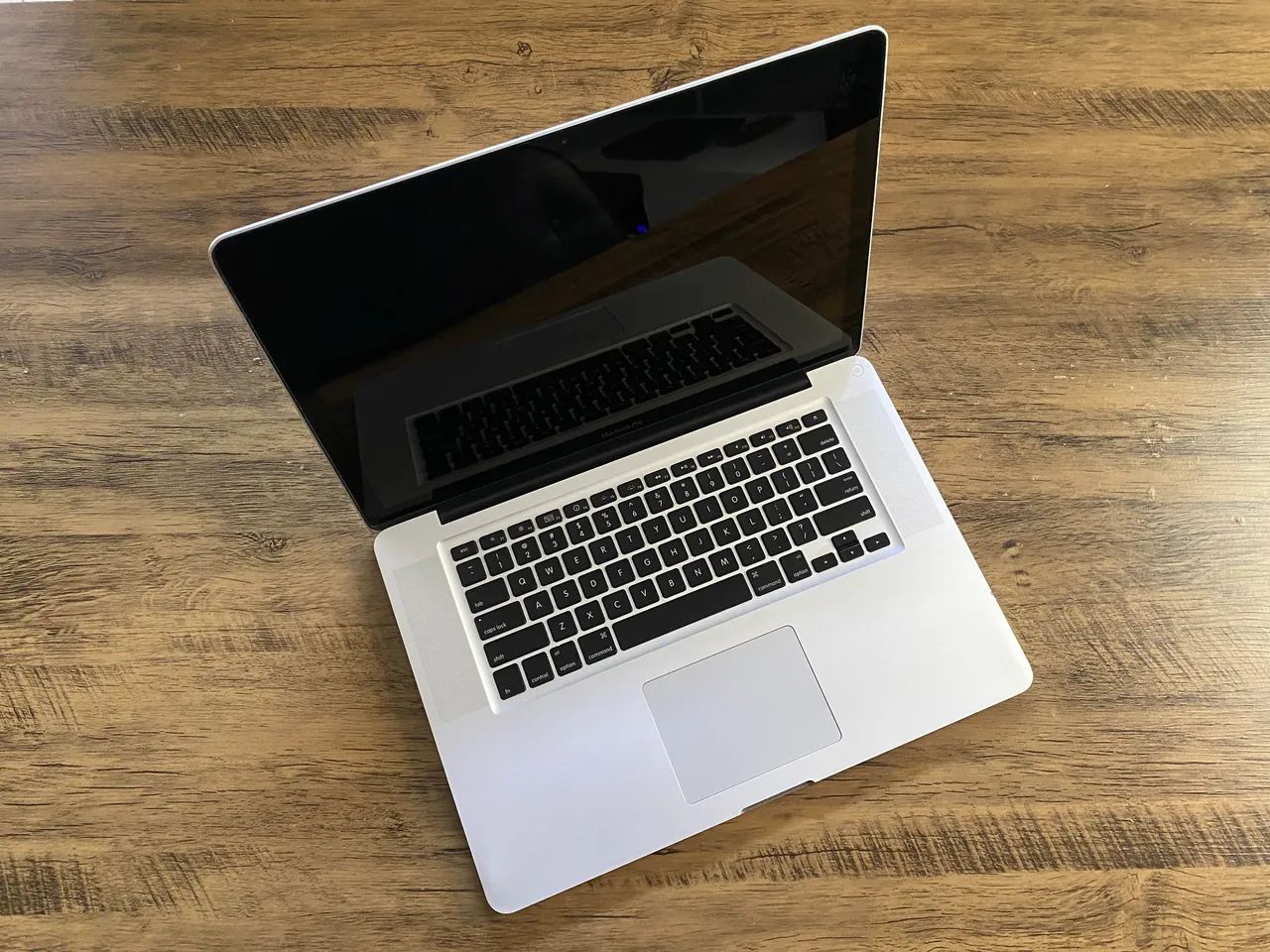 MacBook Pro 2010 15インチ macbook pro 2010 15