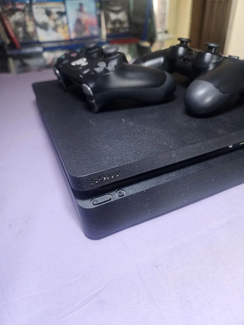 PS4 SLIM + 2 CONTROLES  - Foto 3