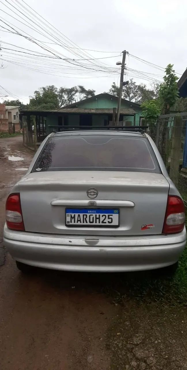 Chevrolet Corsa Corsa Sedan Super Milenium 1.0 MPFI 16V 2001