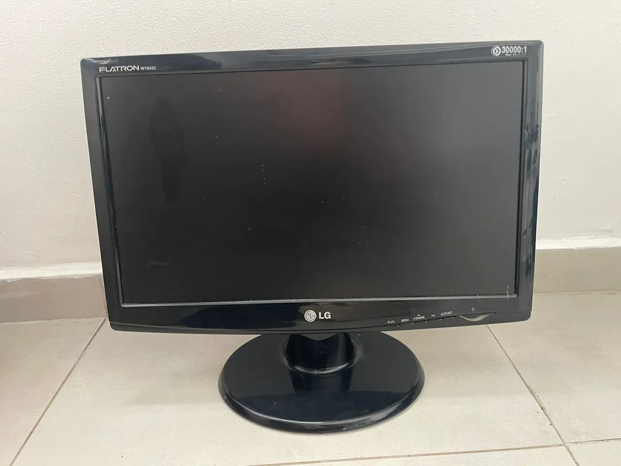 Vendo monitor LG