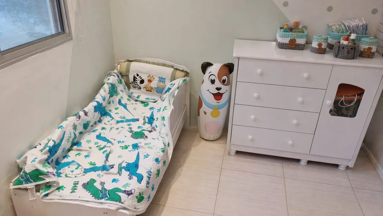 Quarto de Bebê, Berço, Comoda
