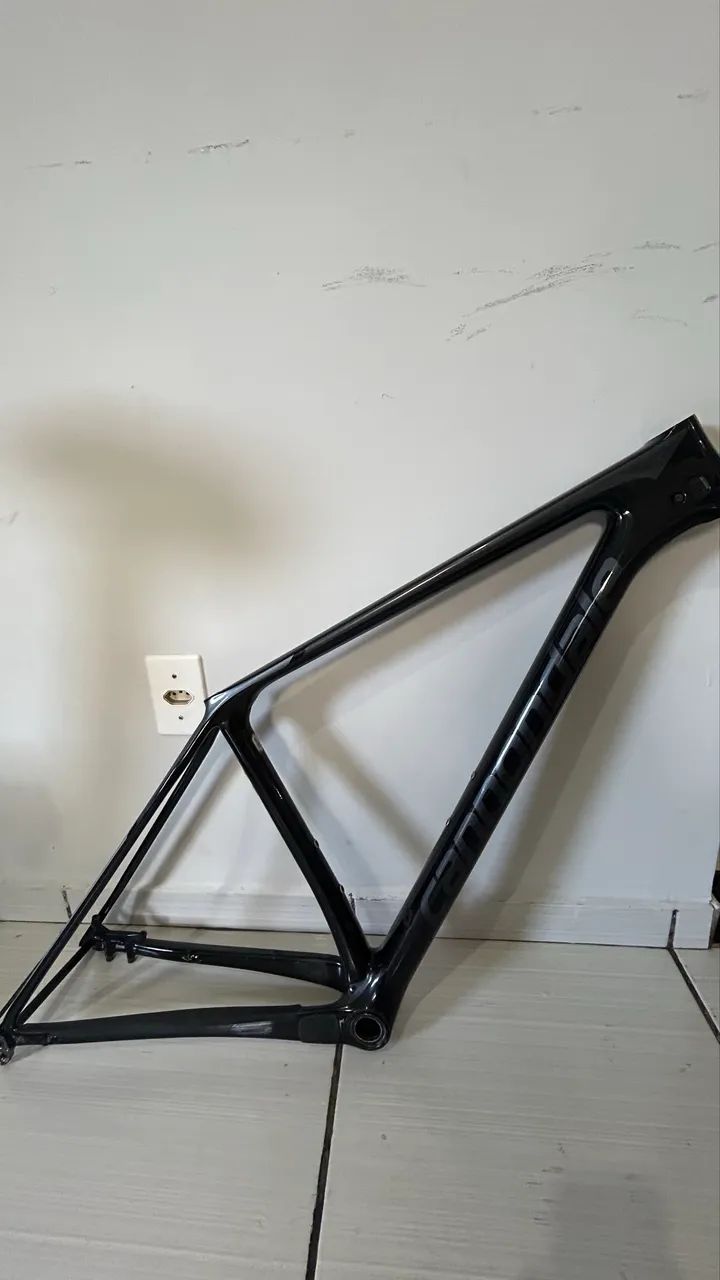 Quadro cannondale carbono 29 T 17 