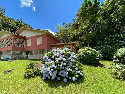 Chácara na Serra em Meio à Natureza  Refúgio de Paz e Tranquilidade