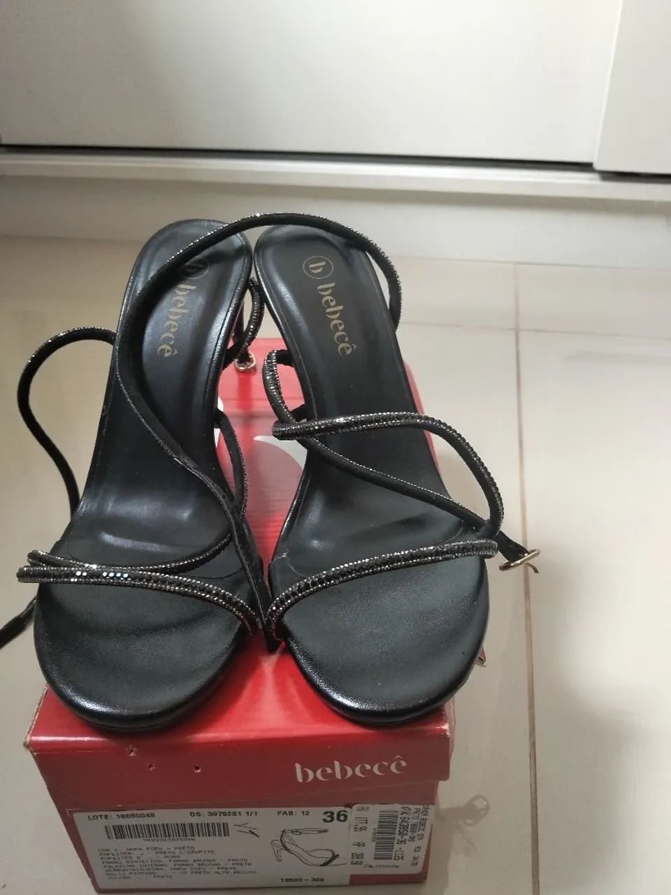 Estou vendendo esse lindo Salto ?