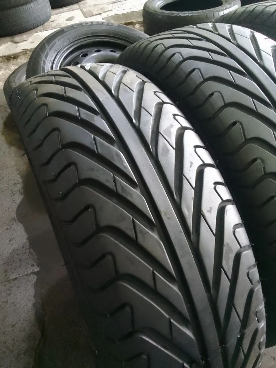 Pneu 185/70/14  - Foto 3