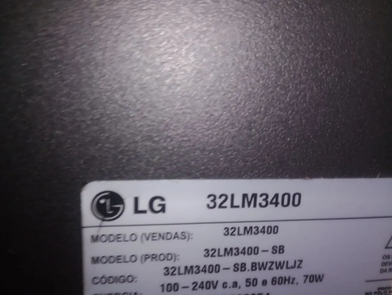 TV LG 32 polegadas bivolt incluso antena portátil - Foto 4
