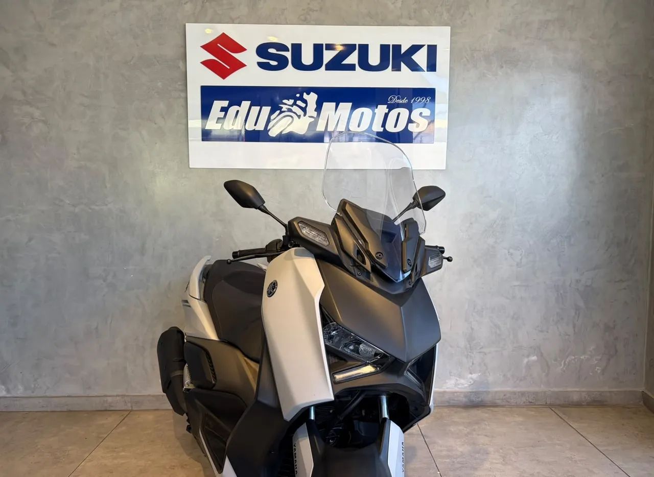 Yamaha XMAX 250 CONNECTED  - Foto 3