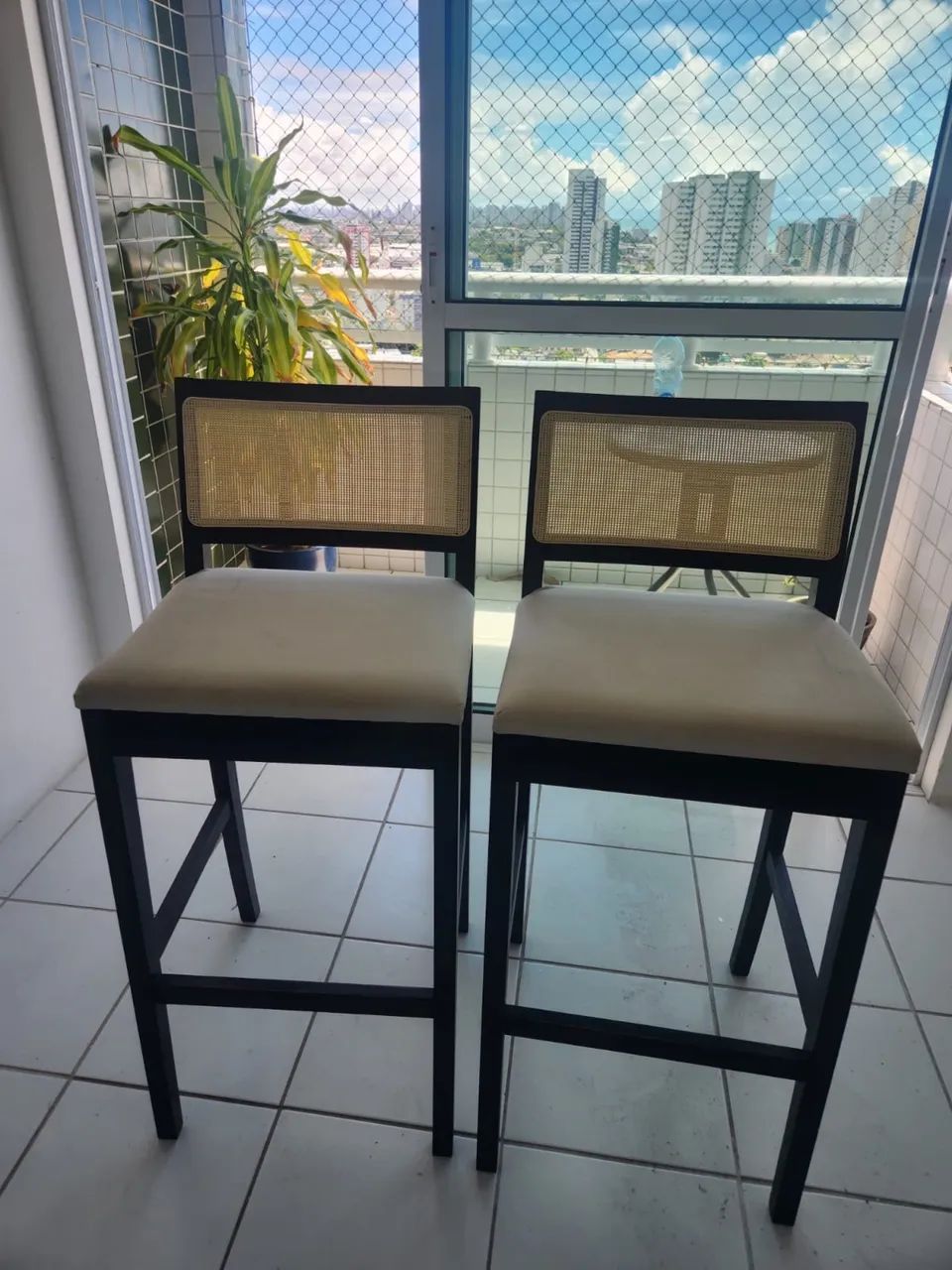 Conjunto 2 Banquetas com Encosto - Foto 5