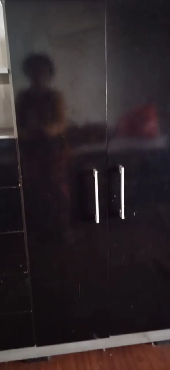 ARMARIO PORTA E GAVETAS