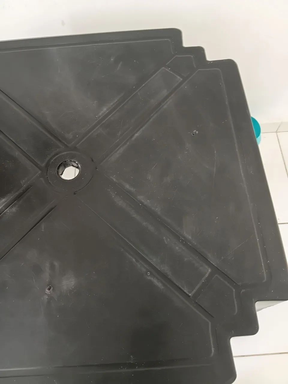Mesa de plástico preta - Foto 3