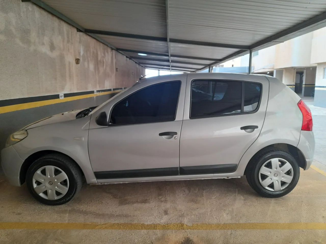 Renault Sandero EXPRESSION HI-FLEX 1.6 8V 5P 2010