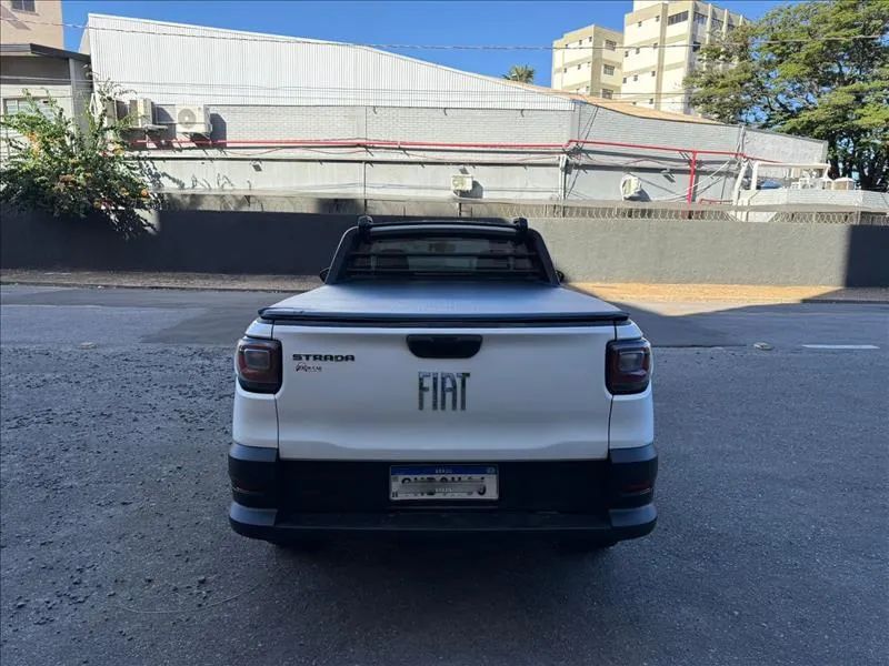 Fiat Strada Endurance 1.4 Flex 8V C 2023 - Foto 4