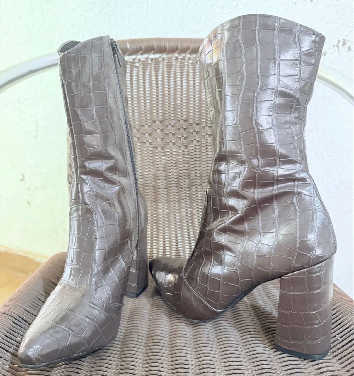 Bota Cano Médio n37 Nova