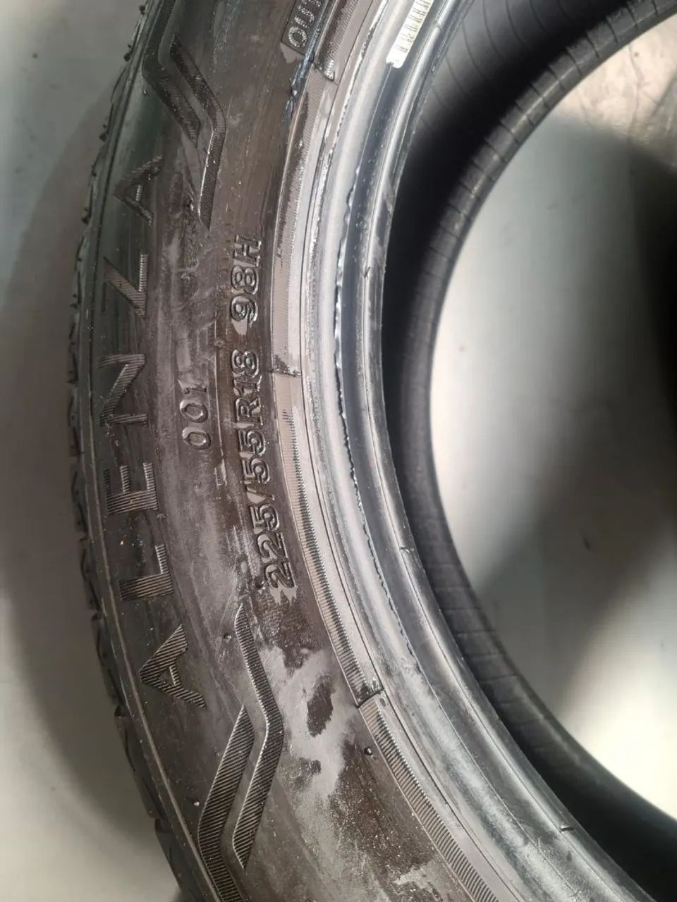 PNEU BRIDEGESTONE ALENZA NA MEDIDA 225/55 R18