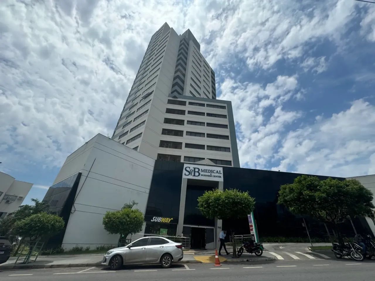 BJK ALUGA SALA COMERCIAL DE 50 M2  ED. SB MECIAL - BAIRRO JARDIM CUIABÁ - Foto 3