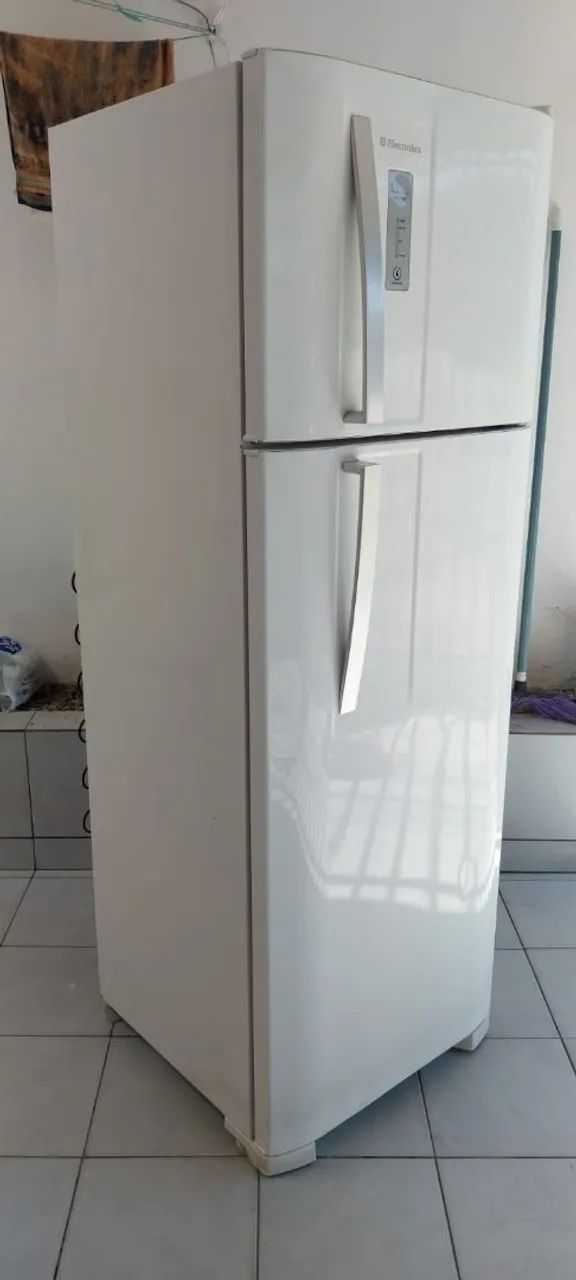 Geladeira electrolux duplex frost free ENTREGO - Foto 2