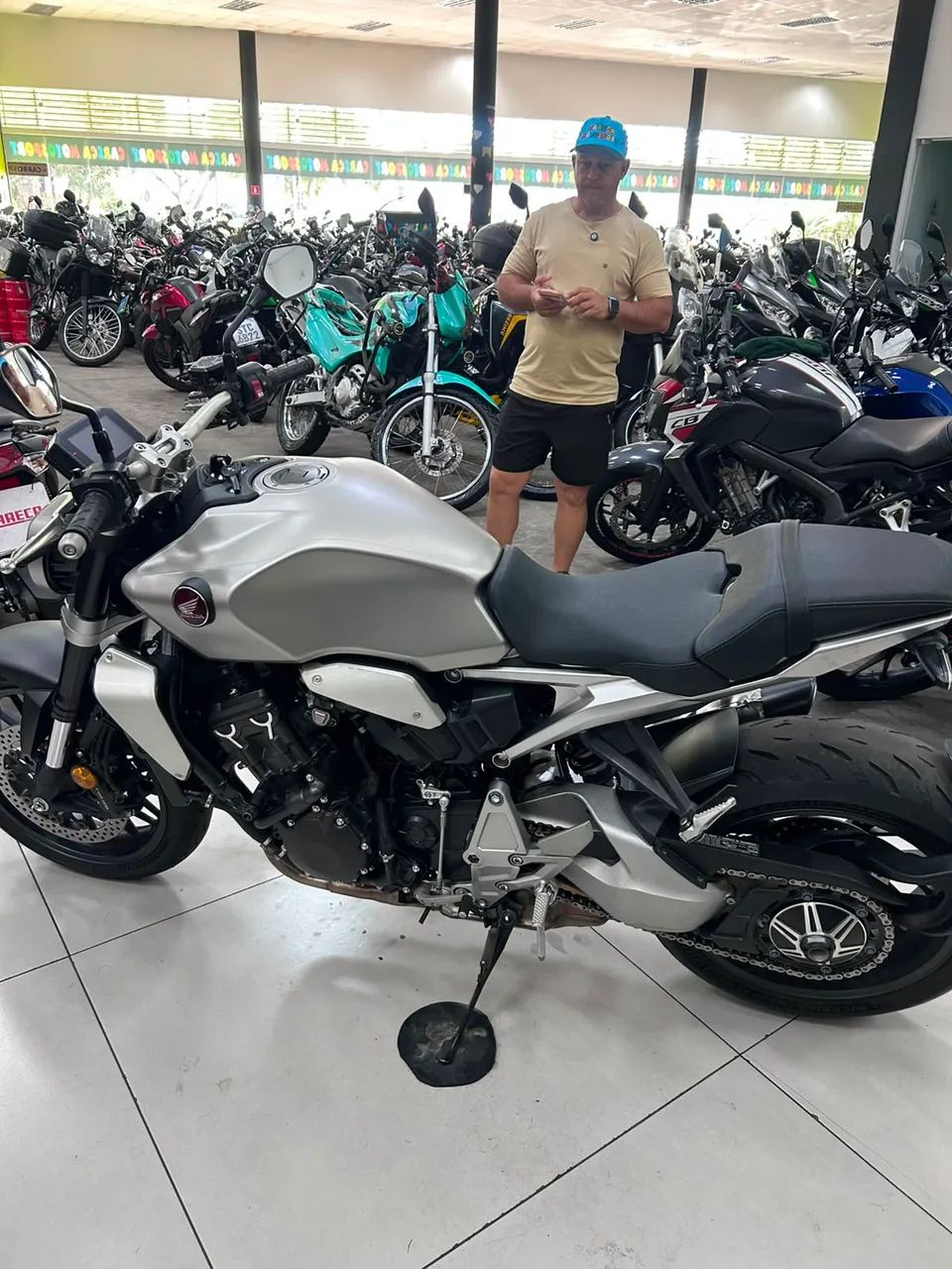 HONDA CB 1000R ABS - Foto 2