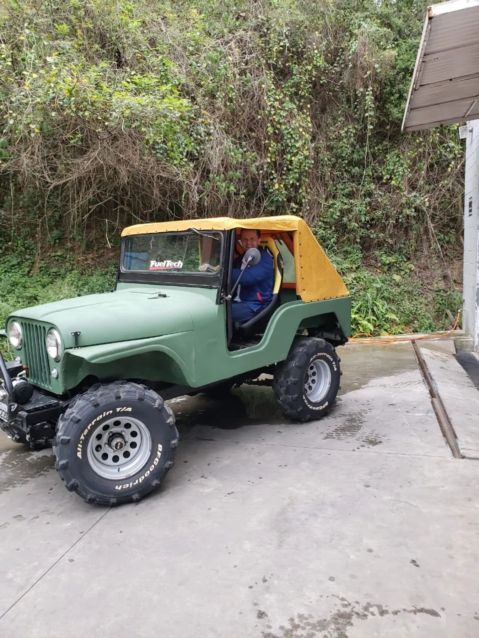 Willys Jeep 1977 photo 5