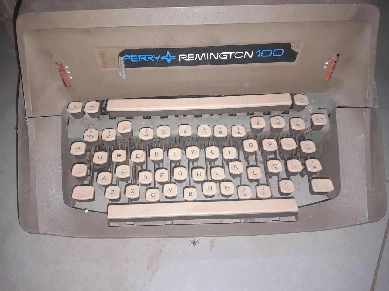 Máquina datilográfica - Foto 2