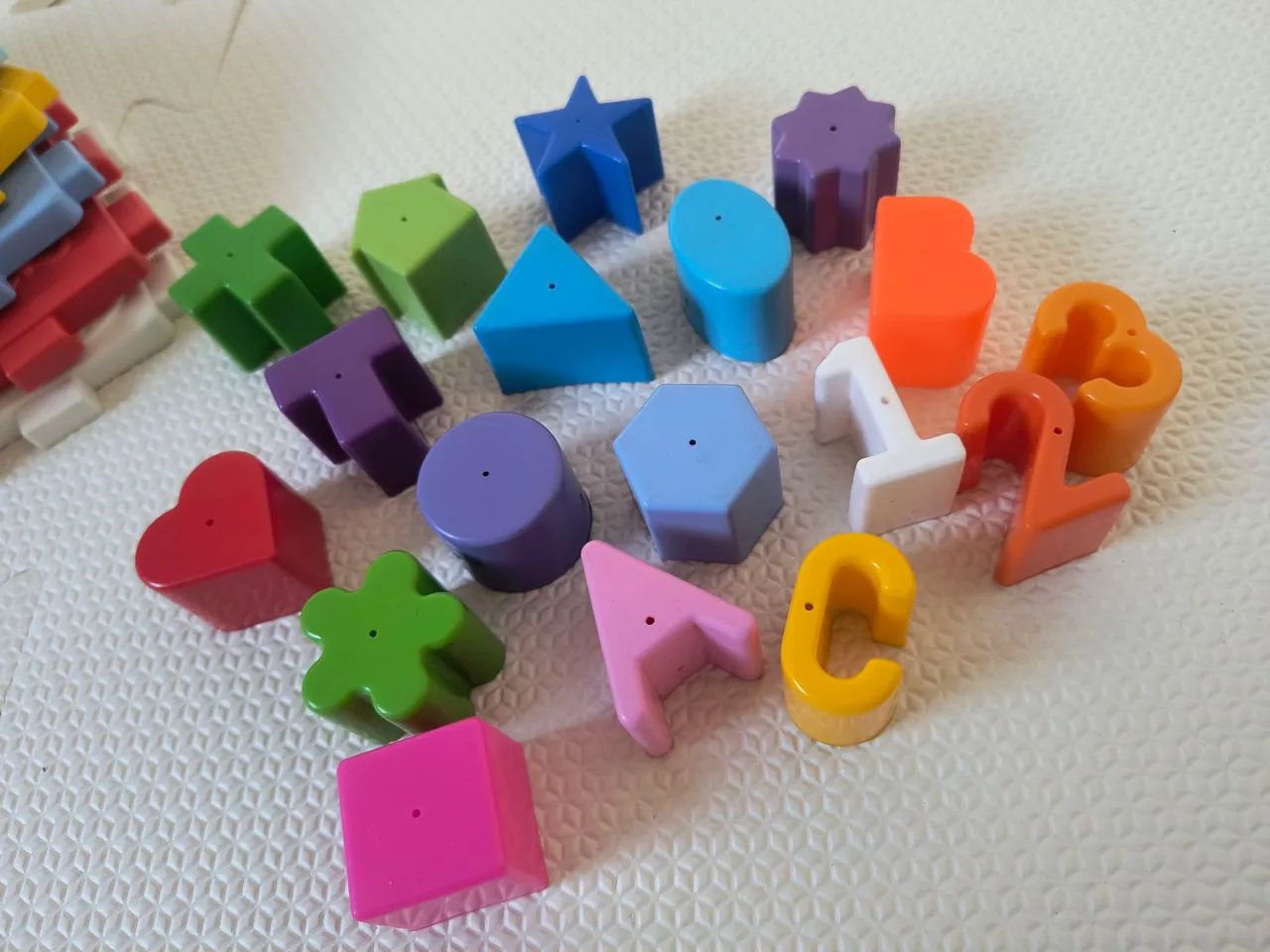Brinquedo Cubo de Encaixe  - Foto 2