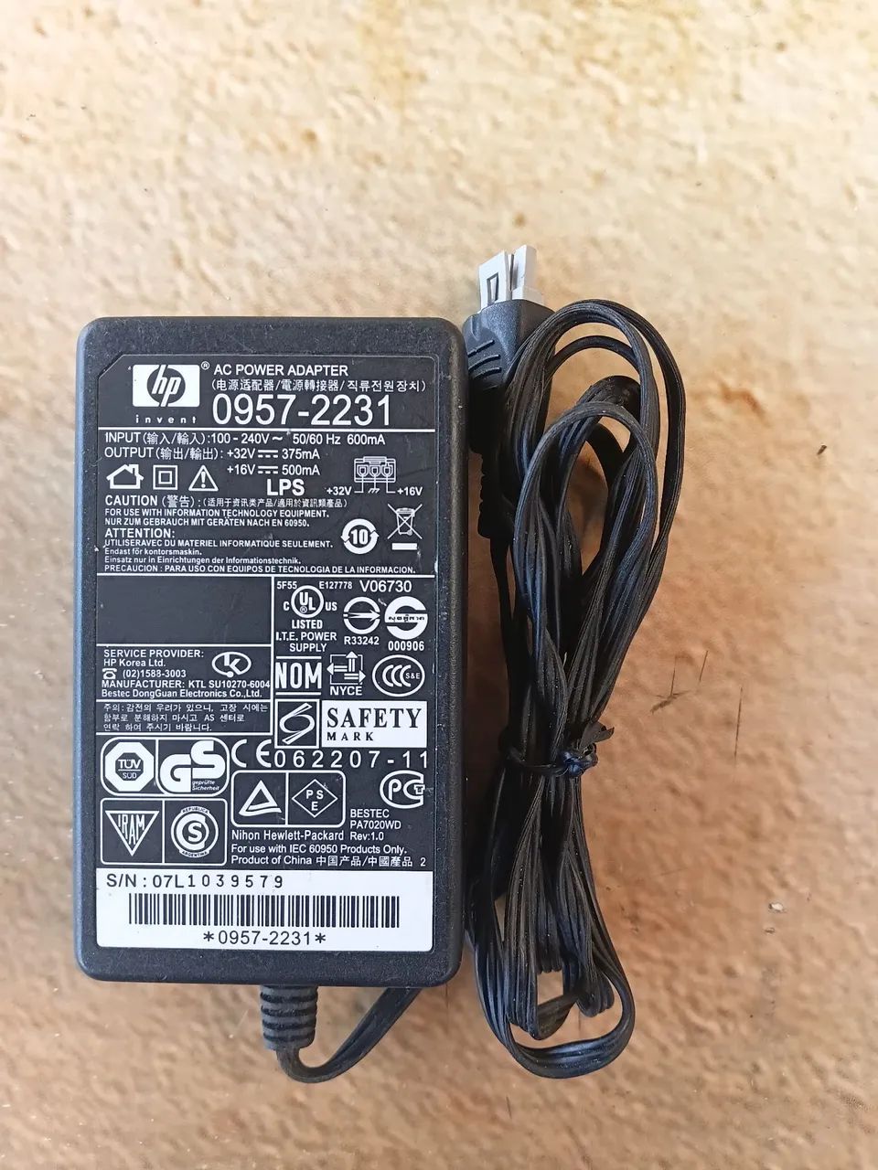 Fonte HP Original 0957-2231 - Dupla Voltagem 32V e 16V