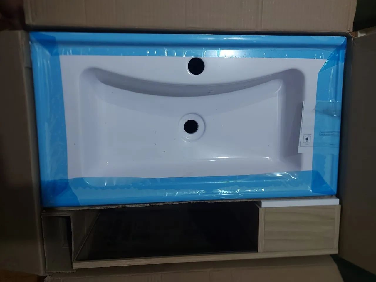 Vendo gabinete para banheiro nunca usado novo na caixa  - Foto 2