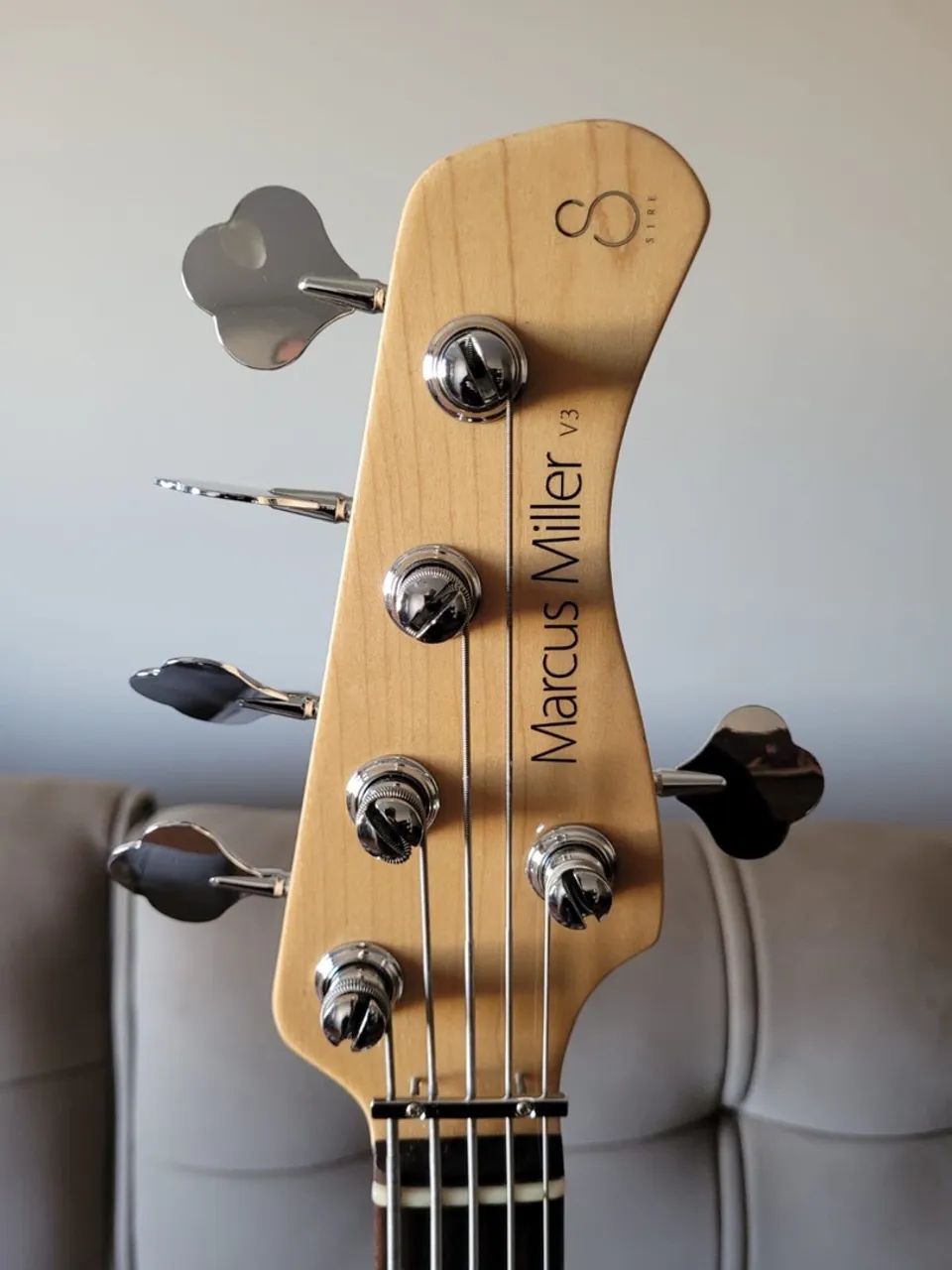 Contra baixo Marcus Miller Sire V3  - Foto 2