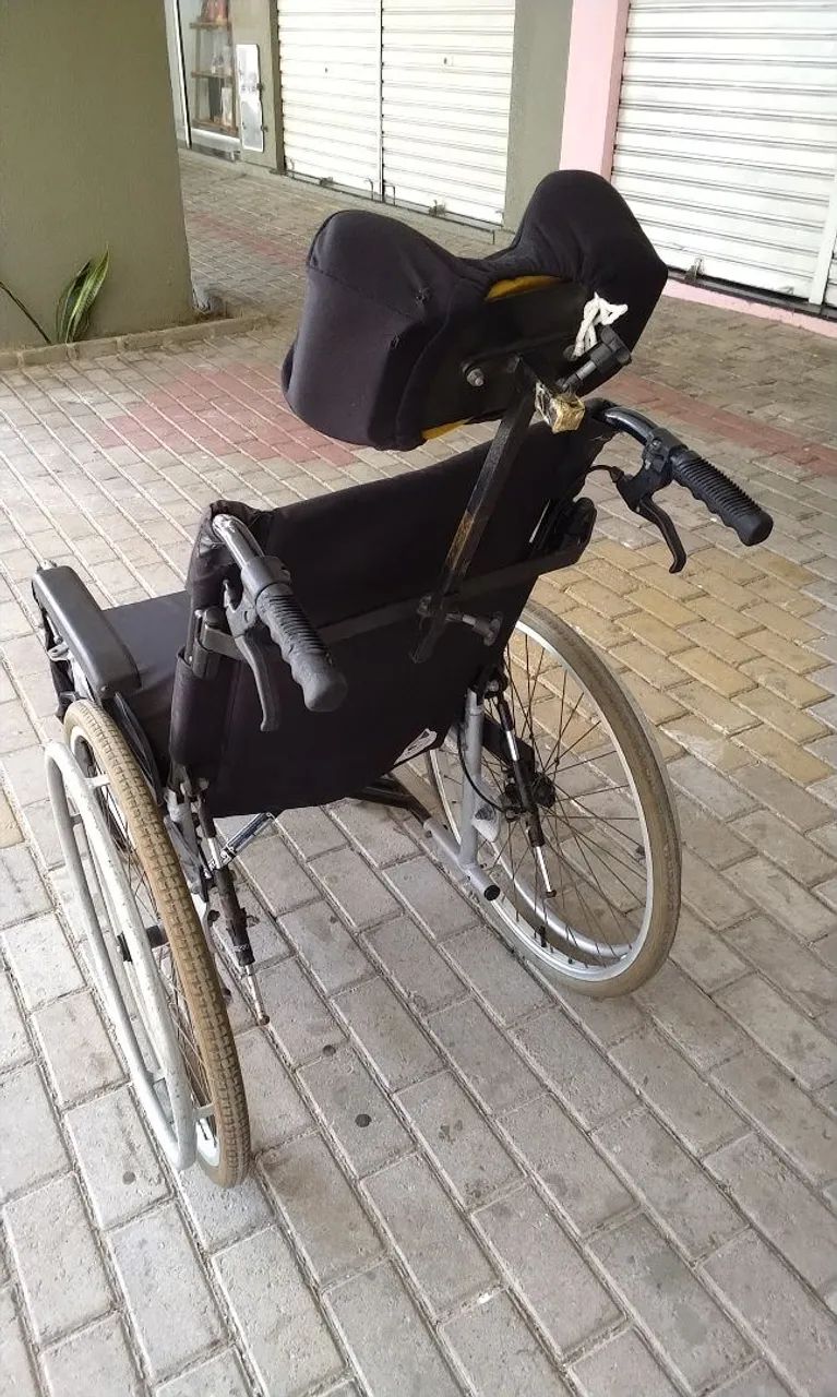 Cadeira de Rodas Confort - Foto 4