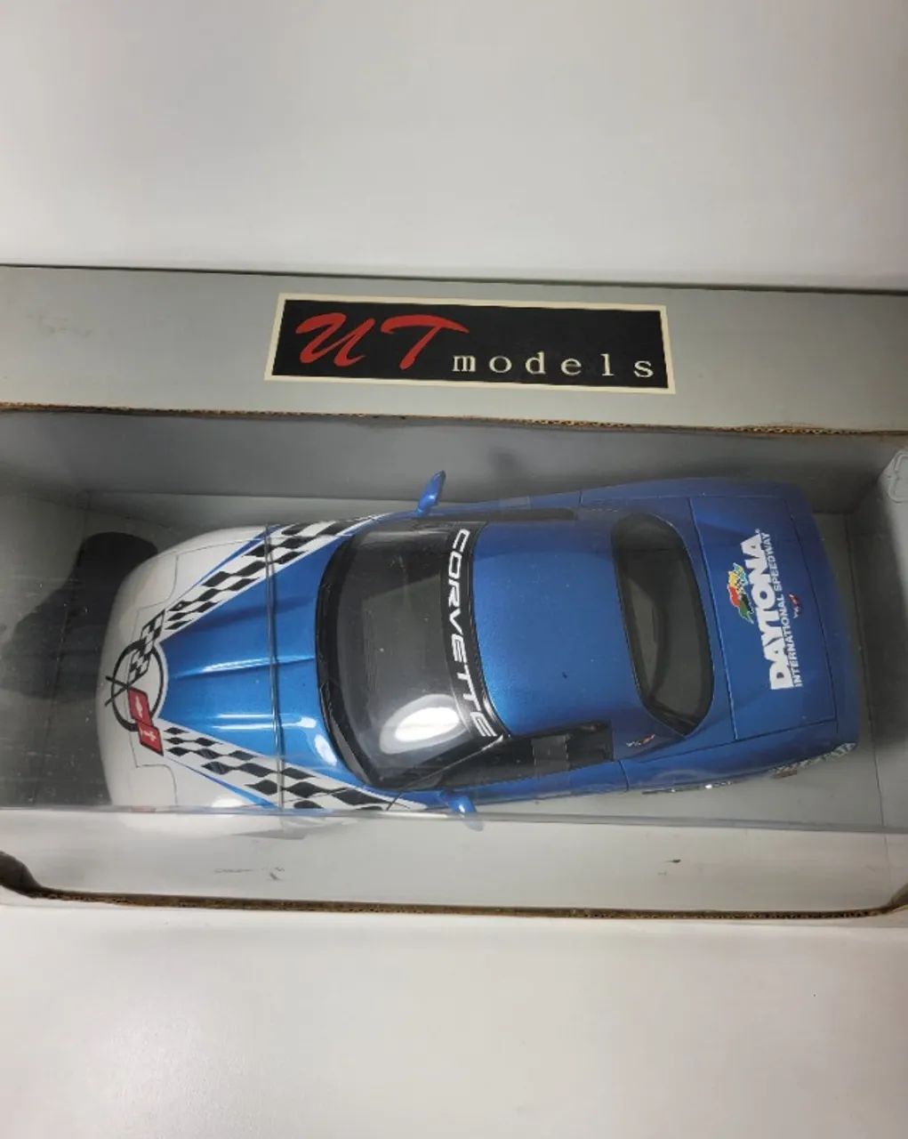 Miniatura 1:18 Chevrolet Corvette pace car Daytona ut models