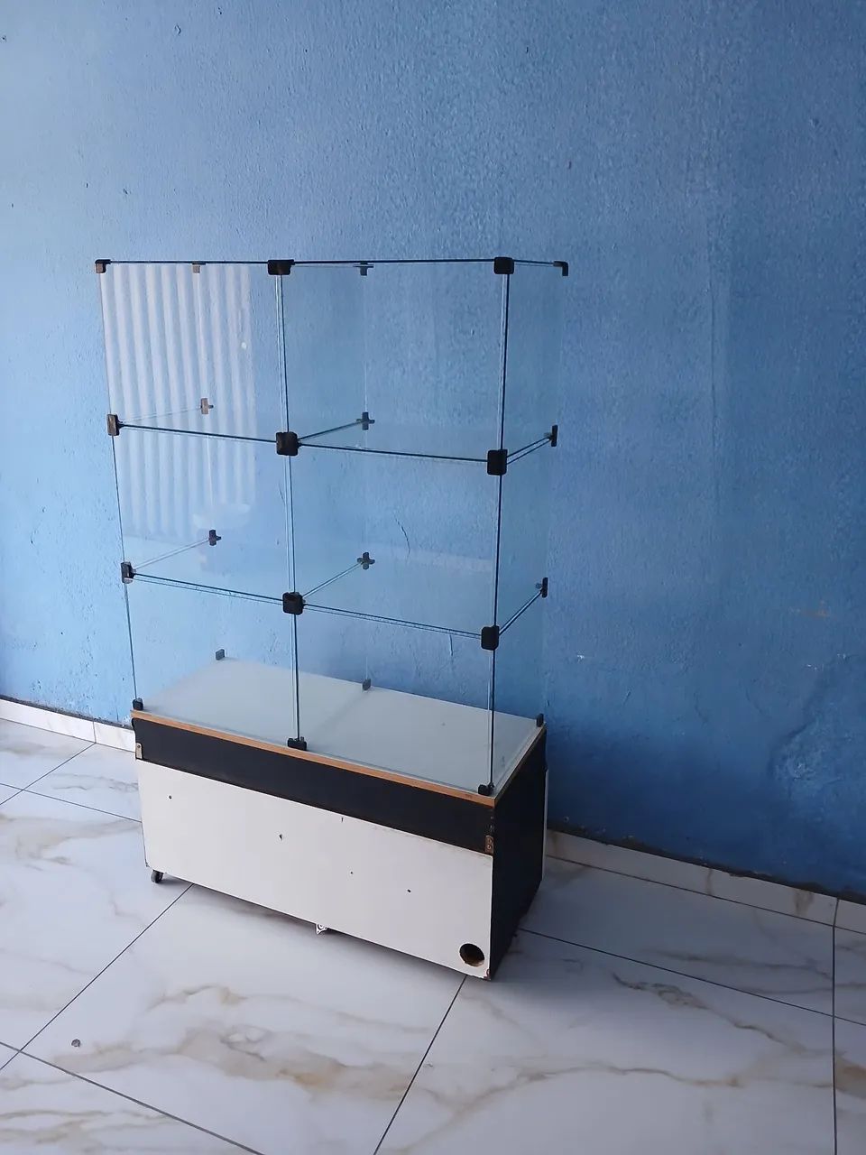 Vendo essa vitrine expositora  - Foto 4