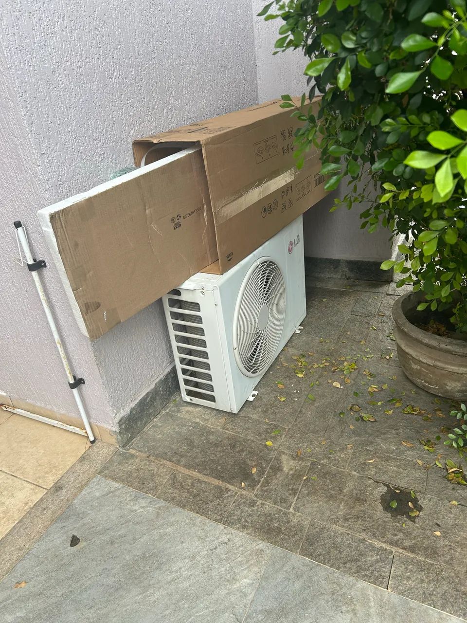 Ar condicionado 18000 btus com defeito - Foto 2