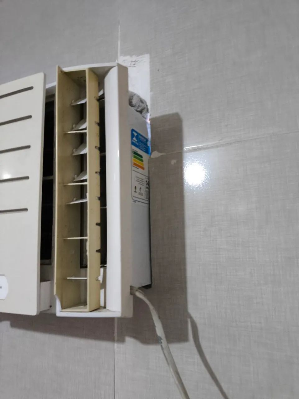 Ar condicionado springer 9000 btus com controle  - Foto 2